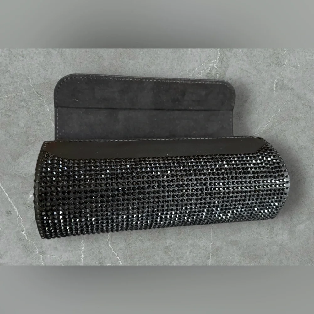 Black Sunglasses with Blingy Case